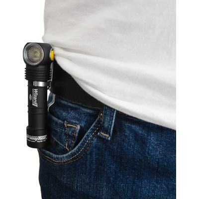 Faro Armytek Wizard Pro White Light + Batteria GRATIS