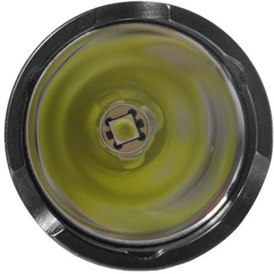 Linterna Armytek Dobermann XP-L, luz cálida