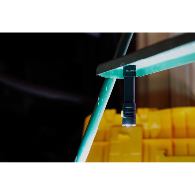 مصباح Armytek Prime C2 Pro v4 ضوء أبيض + خالي من البطارية