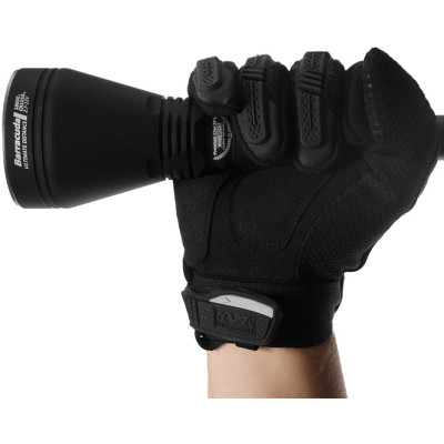 Armytek Barracuda v2 baterka s veľkým studeným svetlom po žiarení