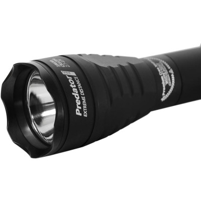 Taktische Taschenlampe Armytek Predator Pro warmes Licht
