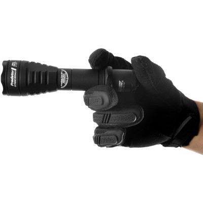 Красный свет тактического фонаря Armytek Predator v3