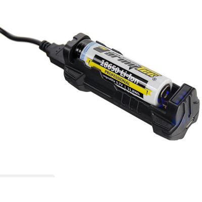 Univerzálny nabíjač Armytek Handy C1